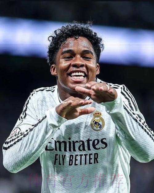 科贝:恩德里克将留队 赴皇社交易最后时刻告吹 科贝:恩德里克将留队 赴皇社交易最后时刻告吹